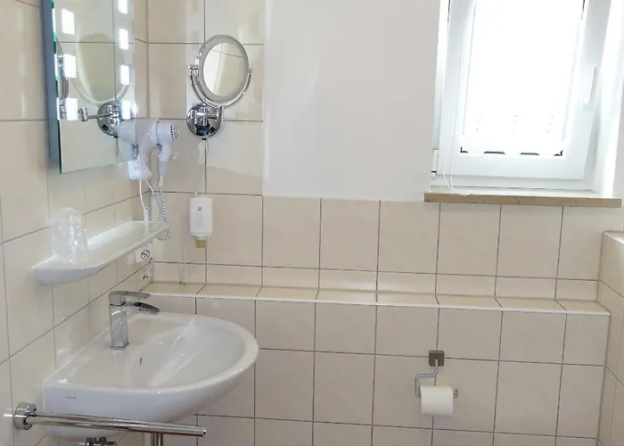 Altmuehlhotel Szálloda 3*